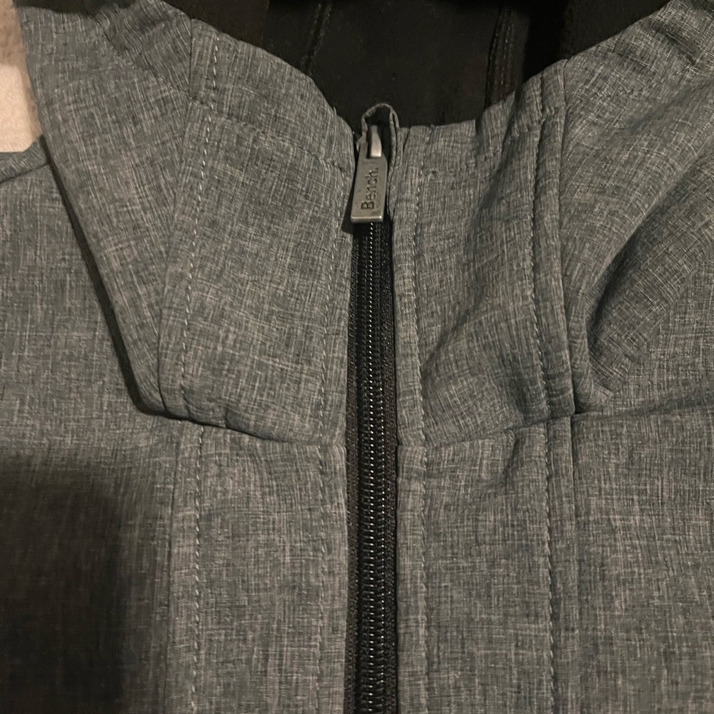 Bench Jacket - Picture 5 of 9